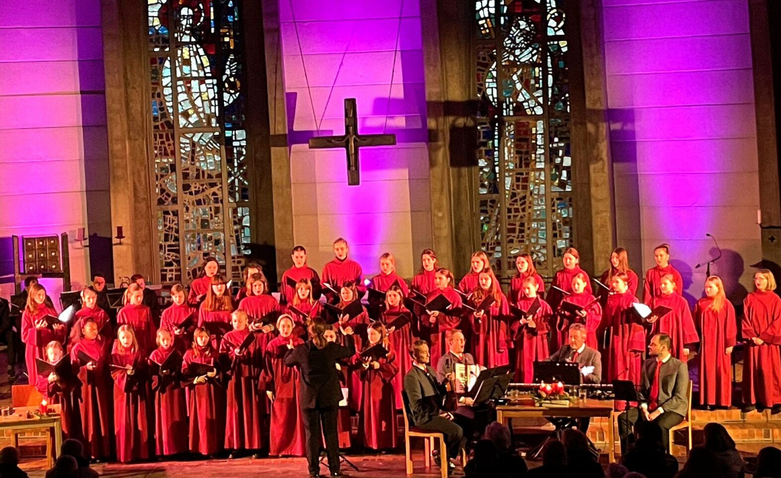 Heilige Nacht in Hl. Kreuz Bergen und St. Pius IN