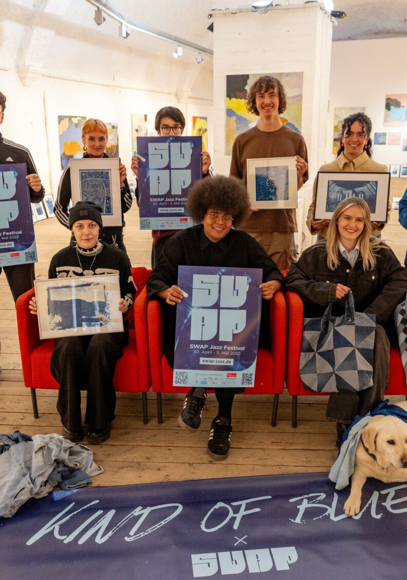 „Kind of Blue“ – Kunst, Mode und Swap-Jazzfestival ab 26. April in der Harderbastei