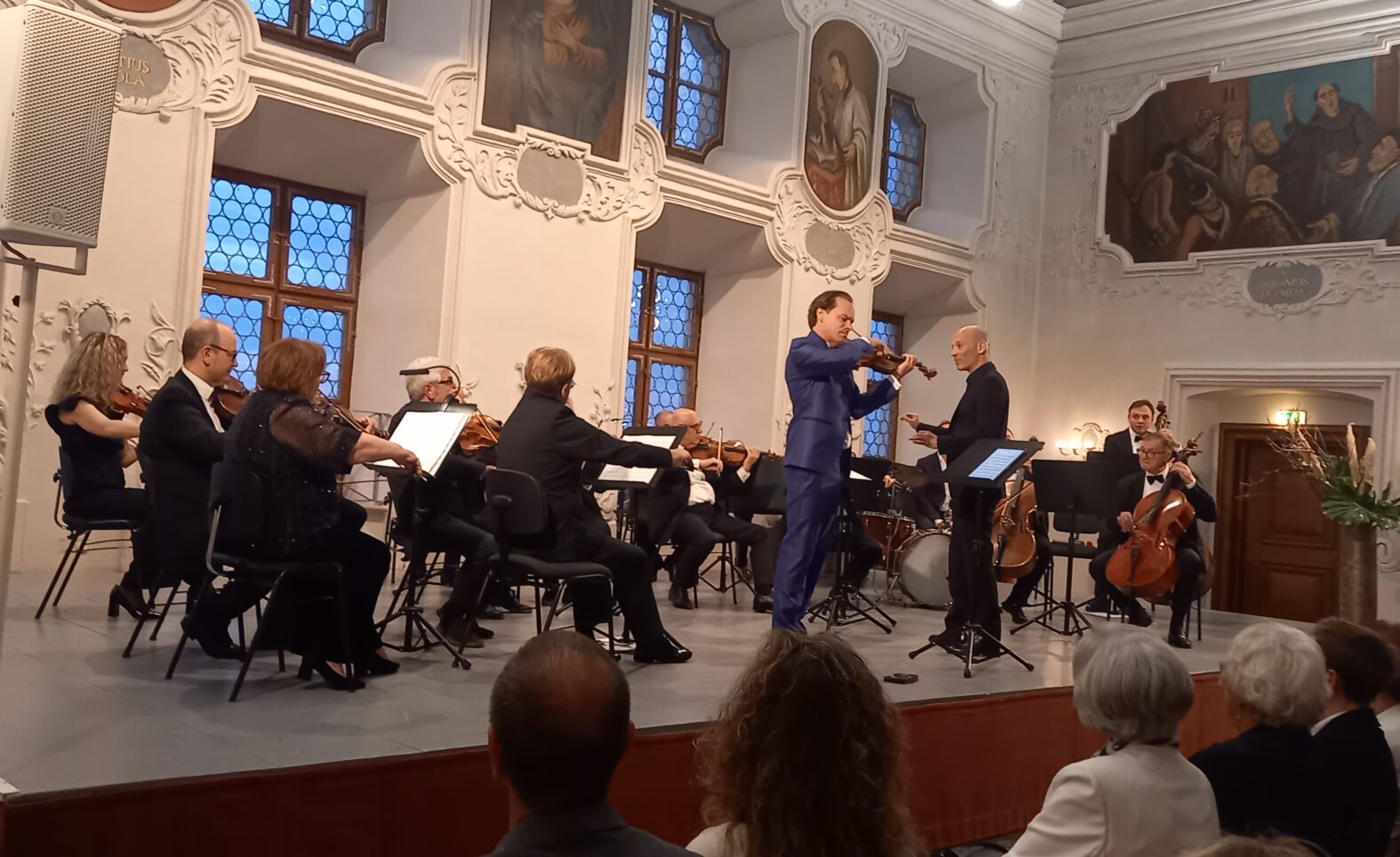 Folklore auf die Spitze getrieben: Ein virtuos-furioser Abend mit Benjamin Schmid und dem Ensemble del Arte
