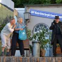 Freilichttheater in Obereichstätt: Die Bibertreiber spielen „GleisGeisterei“
