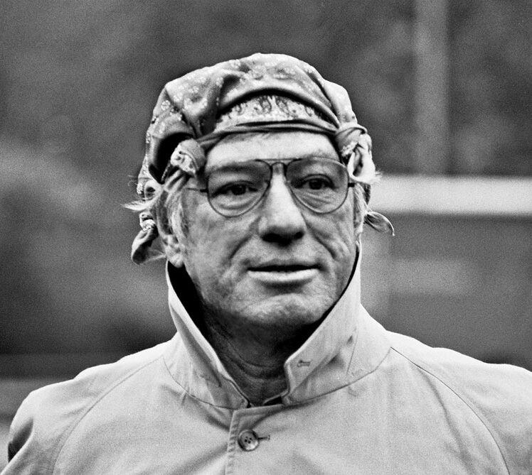 „Alf Lechner zum 100.: Kunst aus Stahl“ – Ausstellung in der Schalterhalle der Sparkasse