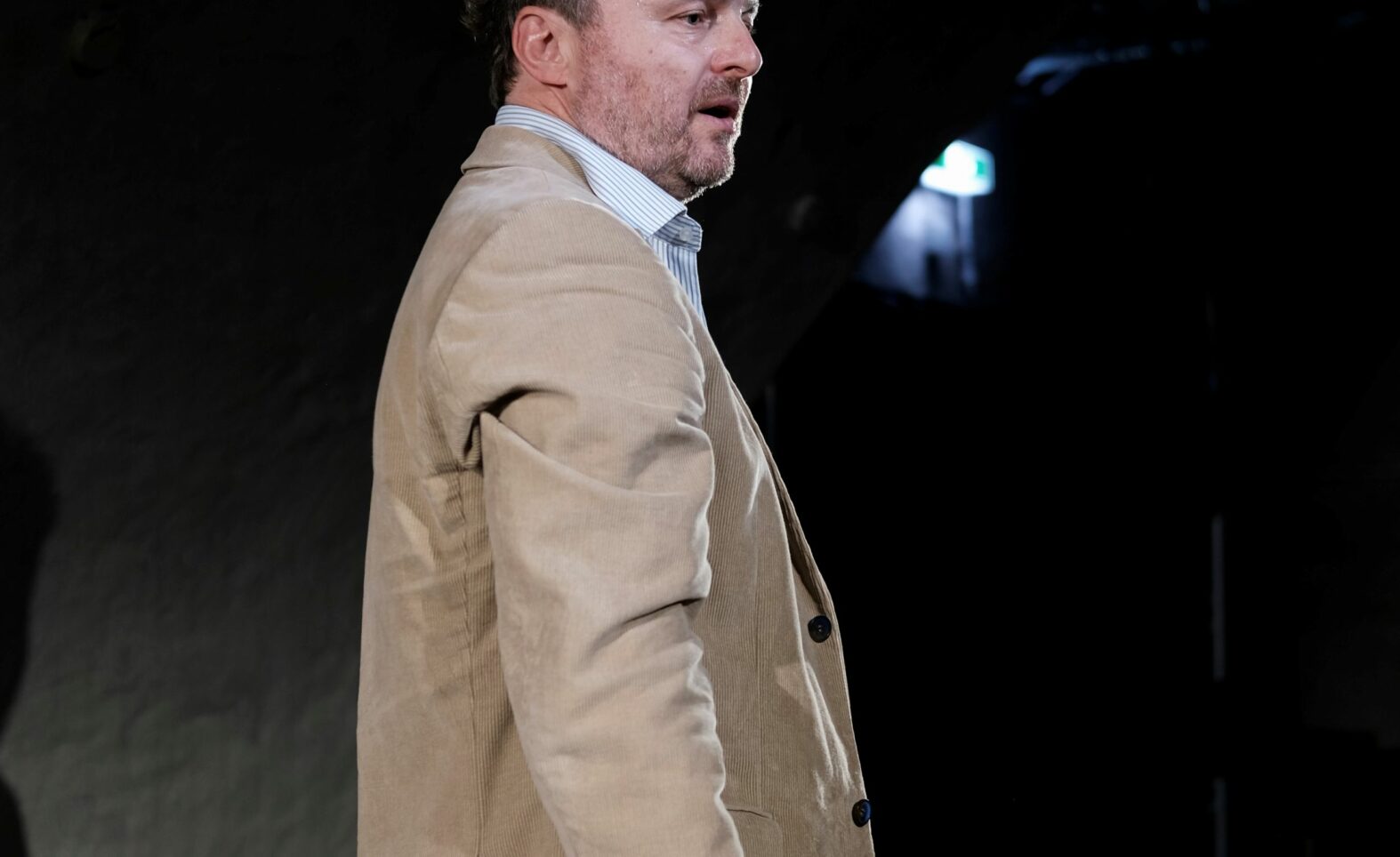 Daniel Scholz spielt „Auslöschung. Ein Zerfall“ von Thomas Bernhard im Studio im Herzogskasten