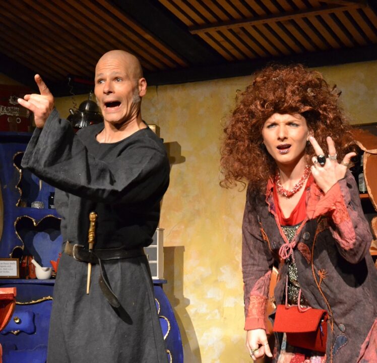 Hofmühlbühne Eichstätt mit magisch-theatralem Dinner „Hexenschmaus“