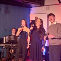 Jazz in den Kneipen mit Salomea, Isabel Casas, dem Vocal Lab und Maxi Pongratz