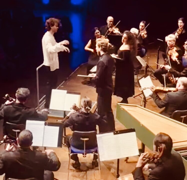 Kammerphilharmonie IN und Solisten beeindrucken bei „Stabat mater“ im Festsaal