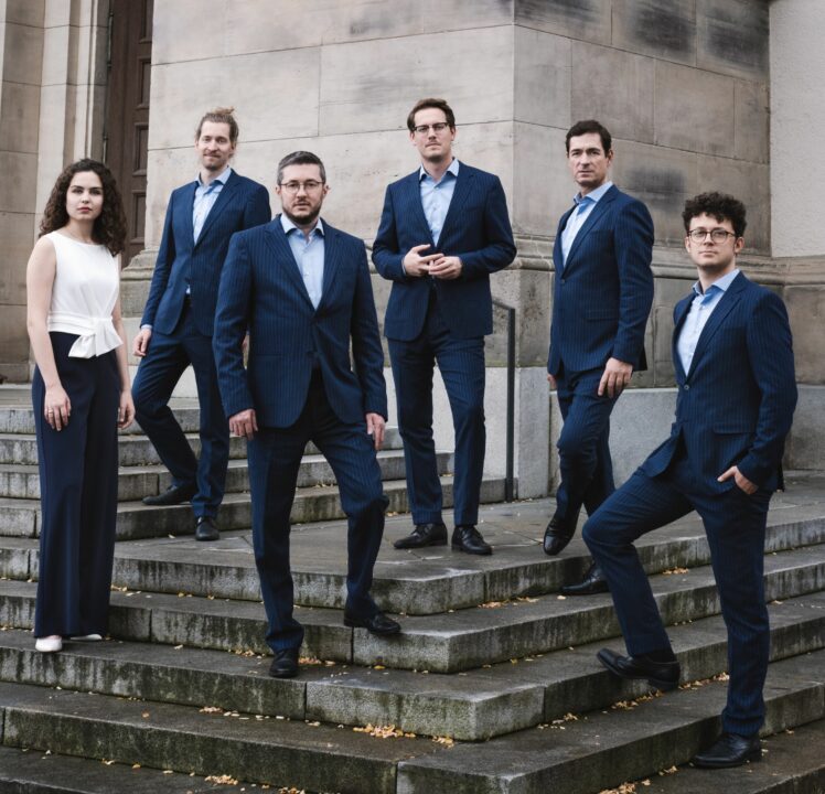 Weihnachtskonzert des Vokalsextetts „Singer Pur“ am 15.12. beim Konzertverein im Theaterfestsaal