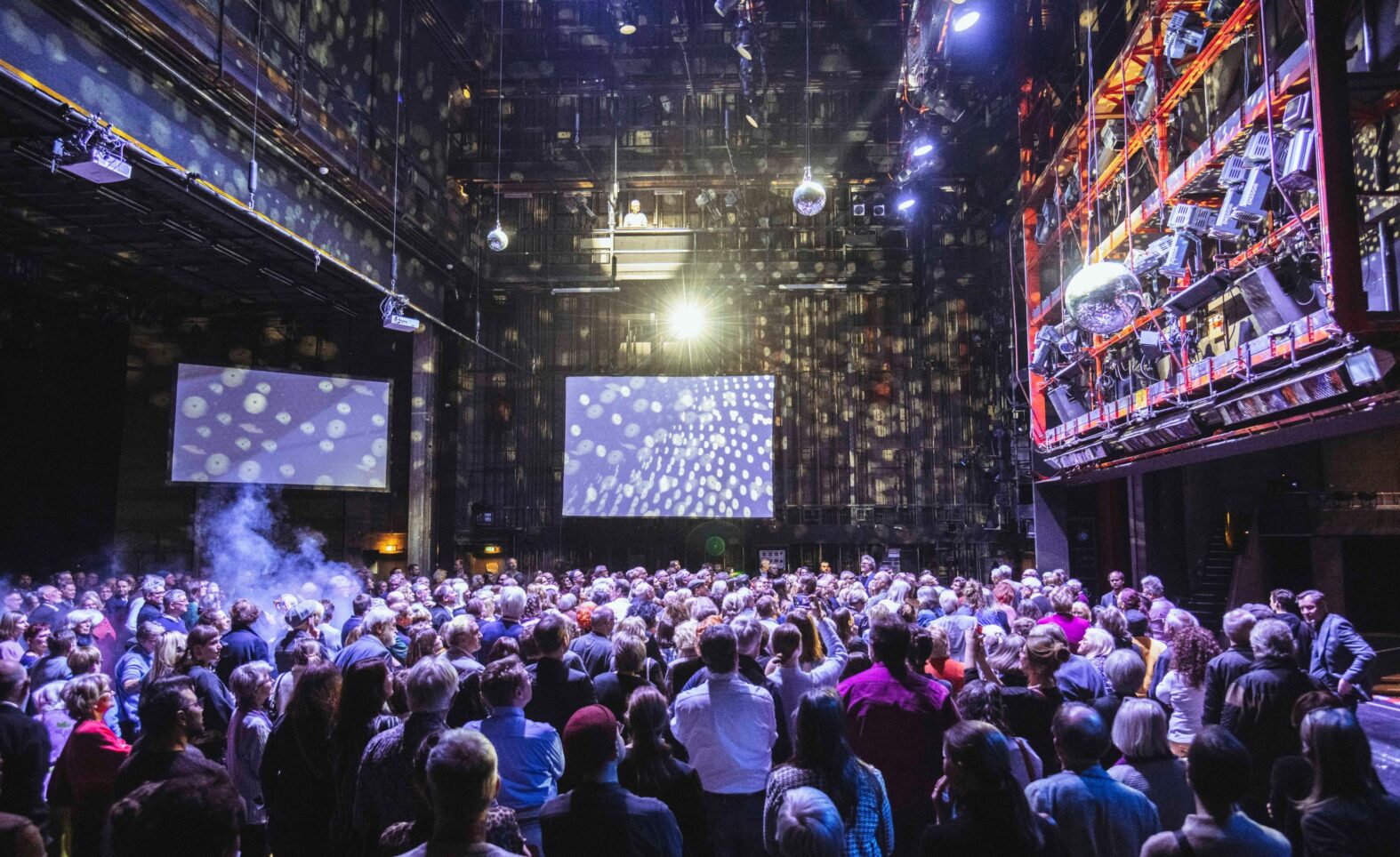 Geburtstagsfeier oder Requiem?: Festakt zum 60. Jubiläum des Hämerbaus