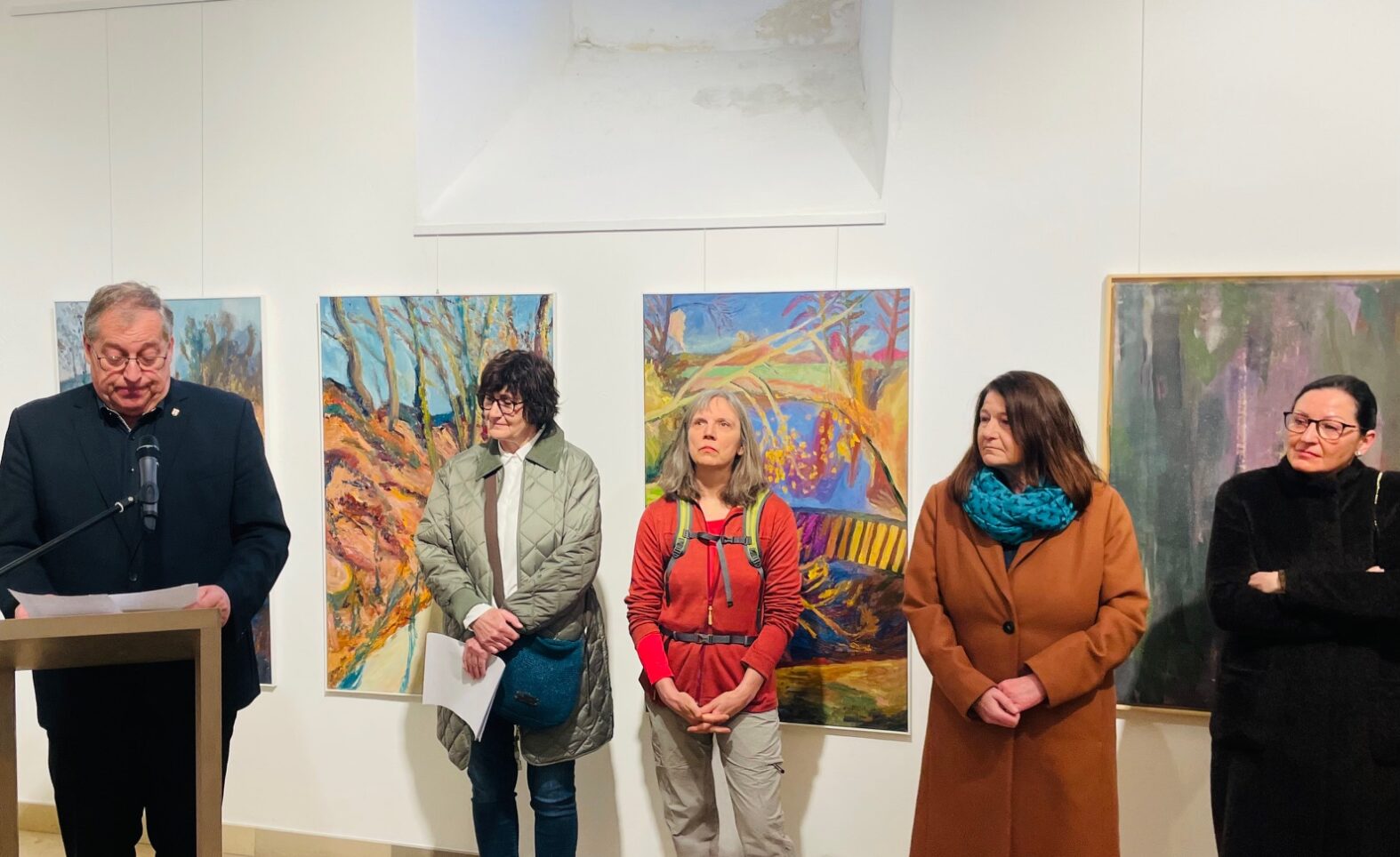 „Licht wird alles, was ich fasse“-Ausstellung BBK in Neuburg / Rathausfletz