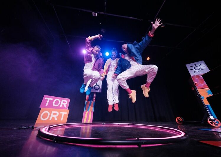 O (die shOw): hinreißendes Gastspiel für taubes und hörendes Publikum ab 6