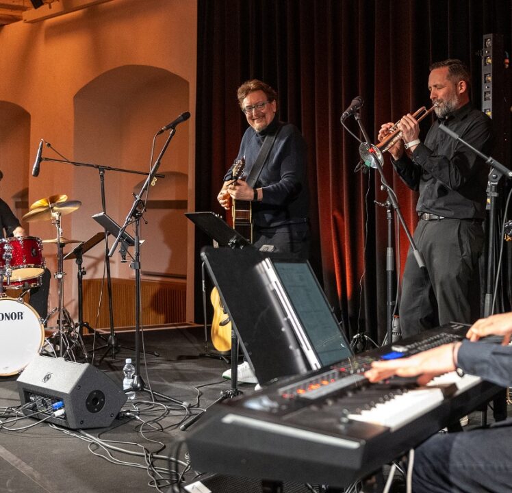 Do, 2.April: Mathias Petry & Friends im Altstadttheater