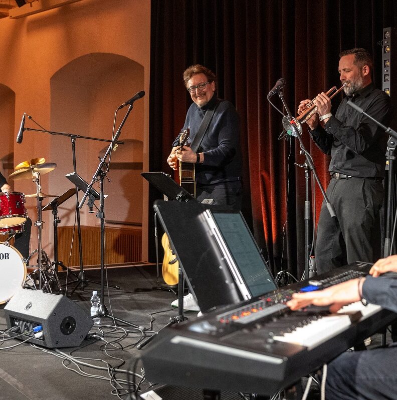 Do, 2.April: Mathias Petry & Friends im Altstadttheater