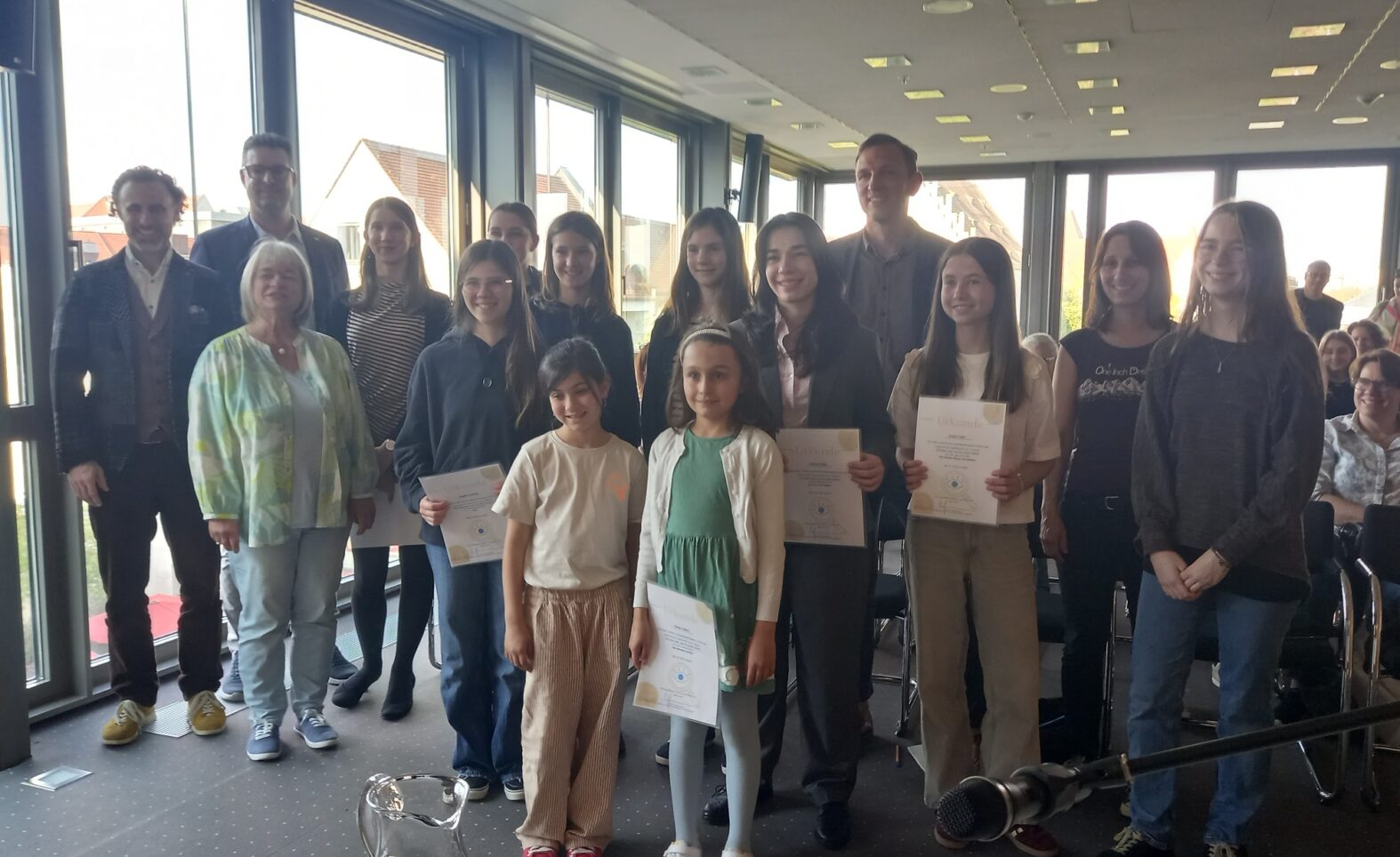 Erstaunlicher Schreibwettbewerb Ingolstädter Jugendlicher