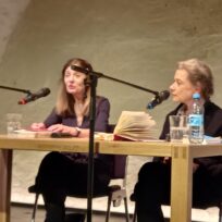 Muttermord und Attentat auf Ministerin – Ursula Krechel war mit ihrem Roman „Sehr geehrte Frau Ministerin“ bei den Literaturtagen