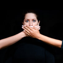 8. Mai Altstadttheater: „Eine von uns“