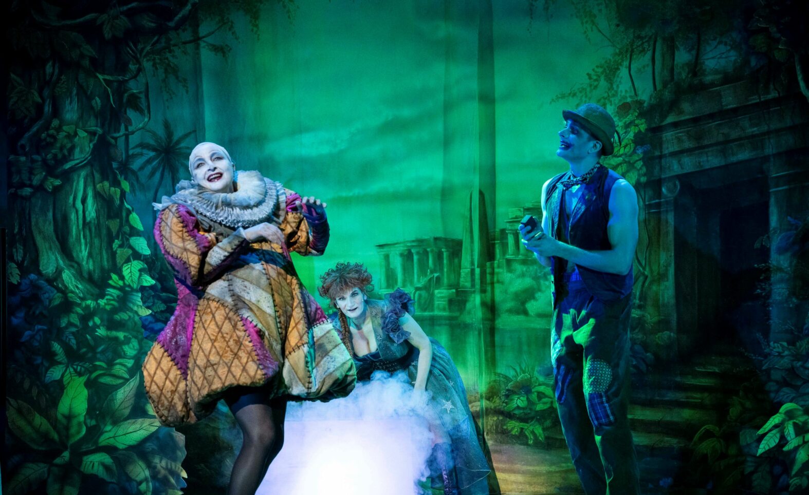 Sensationell: Mozarts „Zauberflöte“ mit eigenem Schauspielensemble im Stadttheater Ingolstadt