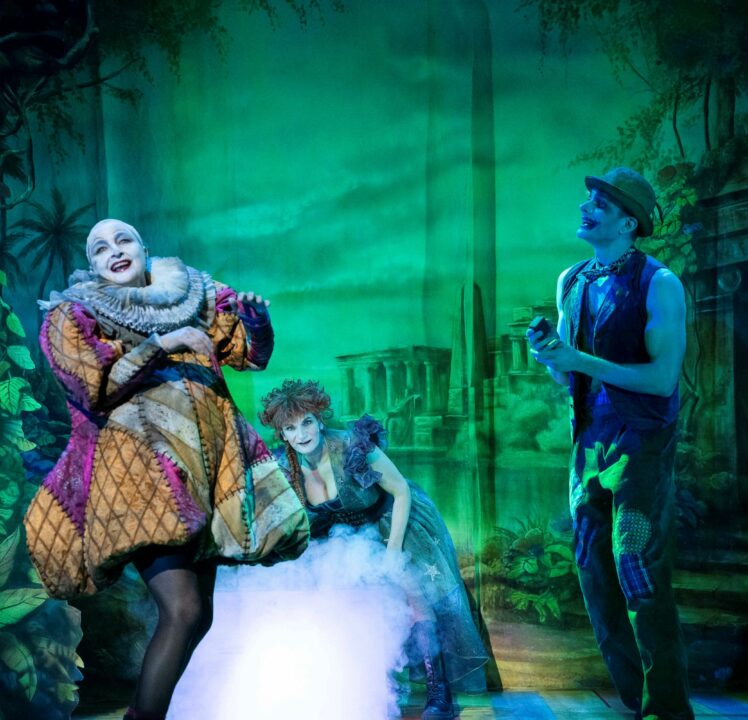 Sensationell: Mozarts „Zauberflöte“ mit eigenem Schauspielensemble im Stadttheater Ingolstadt