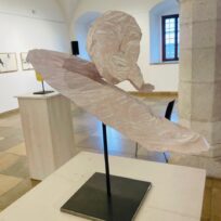 „Wiedersehen mit der Gegenwart“: Ausstellung von Christofer Kochs in Neuburg