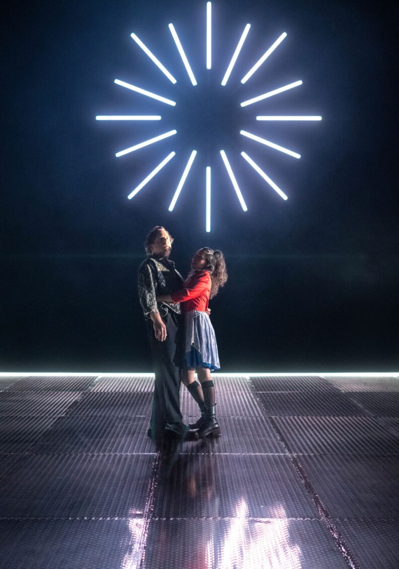 „Kasimir und Karoline“ von Horvath: Gespräch mit Regisseurin Julia Prechsl