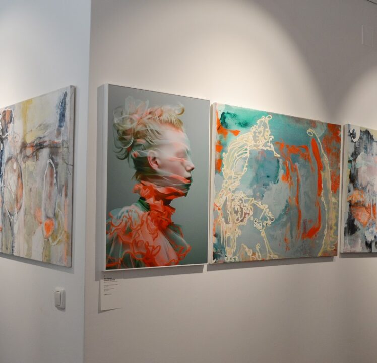 KI-generierte und analog gemalte Bild-Paare von B. Kiebler und K. Schumann in Galerie kuk44 Pfaffenhofen