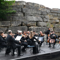 Open Air Konzert der Kammerphilharmonie Ingolstadt am So, 21.6., im Lechner-Skulpturenpark Obereichstätt