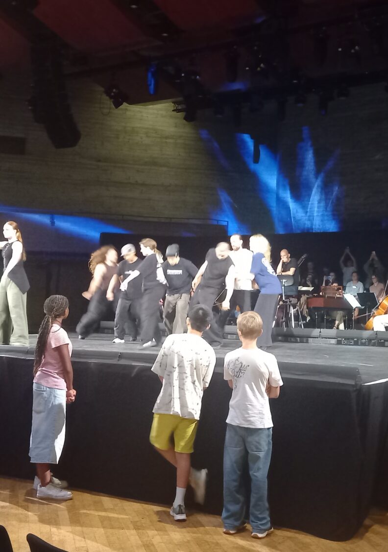Breakdance, Beatboxing, Barockoper: Am WE Eigenproduktion der Audi Sommerkonzerte mit „Dido und Aeneas“