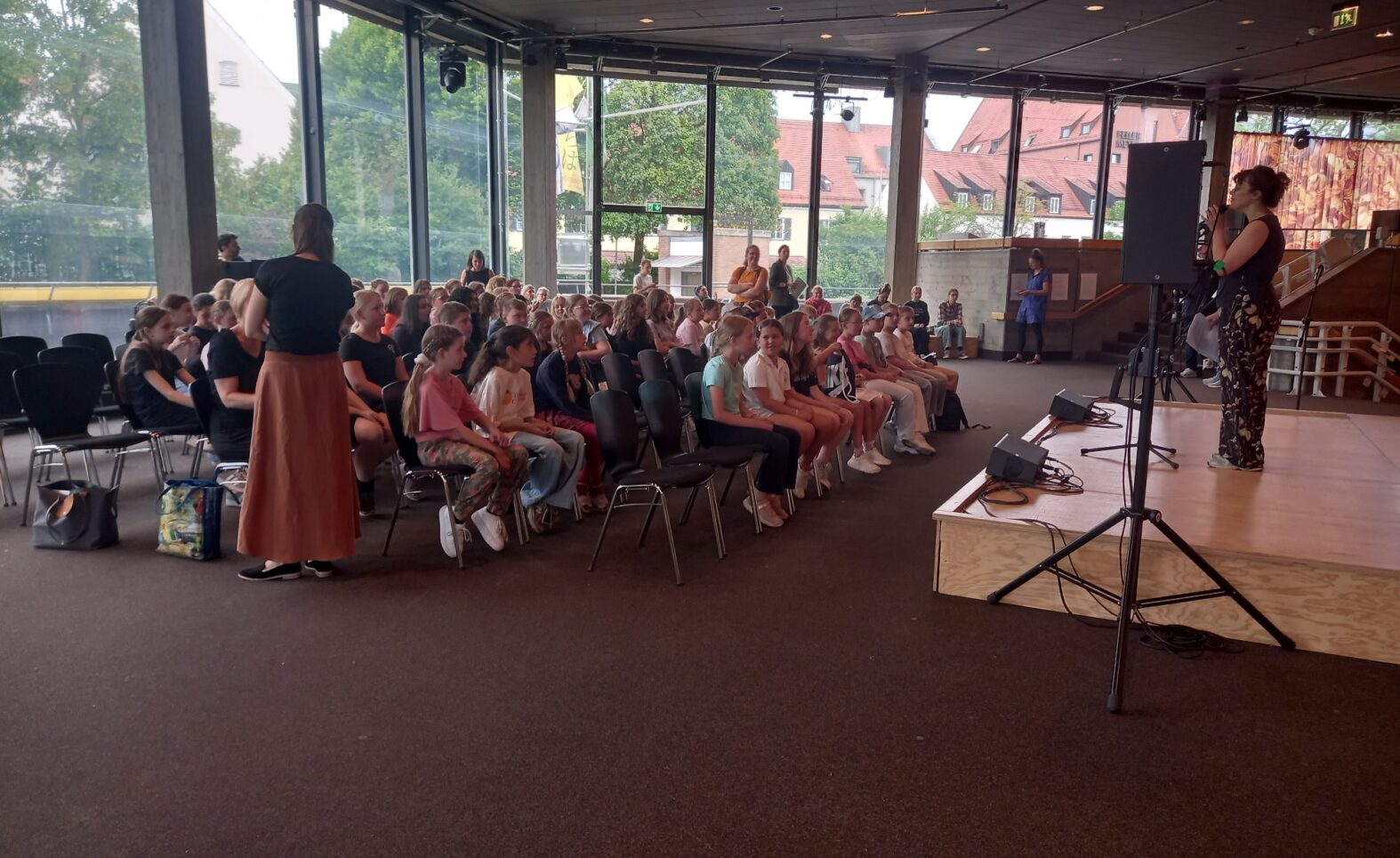 „Konferenz der Kinder meets Schul.the.val“ – Eröffnung