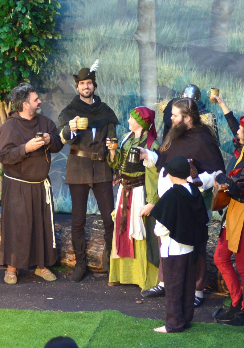 Robin Hood im Schlosshof Neuburg- Eindrucksvolles Szenario vor einmalig schöner Kulisse