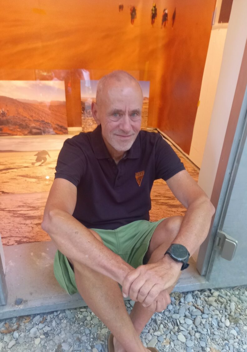Wüsten-Marathon im Messpegelhaus – Fotos von Uwe Arauner bei „Albergo diffuso“ des Kunstvereins