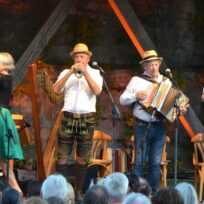Wellküren und Wellbrüder erstmals gemeinsam bei Kulturtagen in Nassenfels