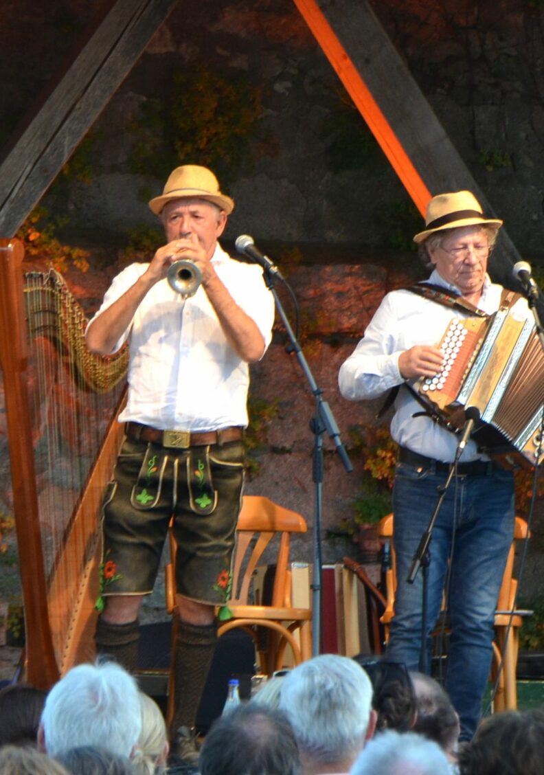 Wellküren und Wellbrüder erstmals gemeinsam bei Kulturtagen in Nassenfels