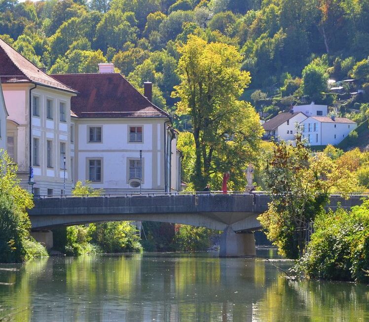 Archäologische Reise in die Eichstätter Baugeschichte: Spitalbrücke und Batterieturm